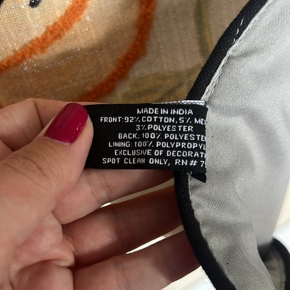 Max Studio Home Halloween Multicolor Embroidered Pumpkin Table Runner NWT - Picture 8 of 8